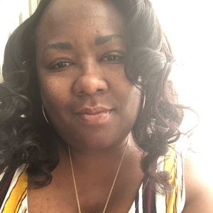 Meet your Posher, Deanna